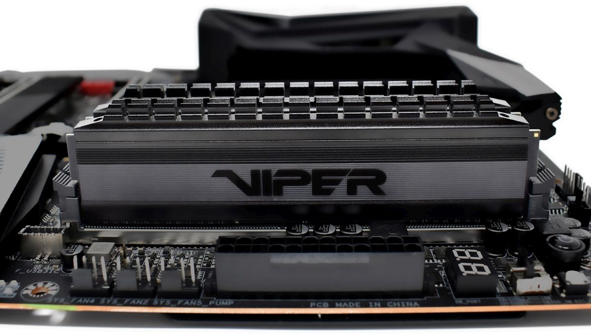 Память DDR4 2x8Gb 3600MHz Patriot PVB416G360C8K Viper 4 Blackout RTL Gaming PC4-28800 CL18 DIMM 288-pin 1.35В с радиатором Ret